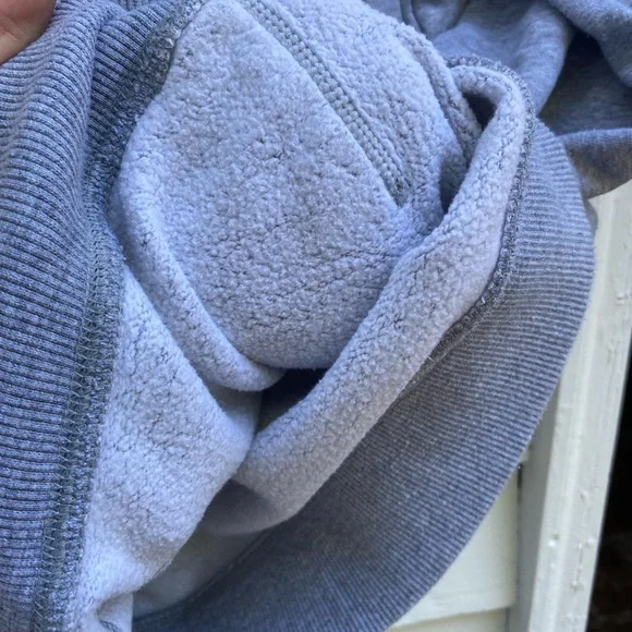 Under Armour Fitted Heather Gray Hoodie with Vibrant Yellow Logo - Picture 5 of 7